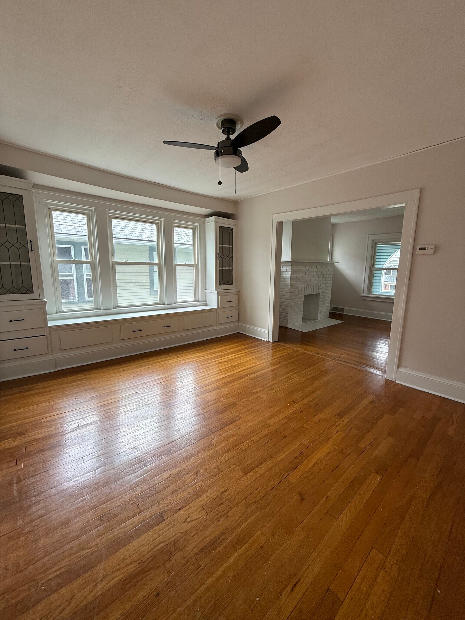 Dining Room - 2099 Waterbury Rd