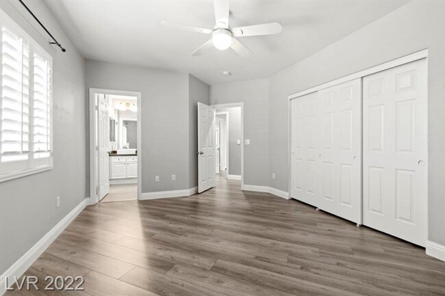 Building Photo - Recently remodeled 5 BEDROOMs/4 bathrooms,...