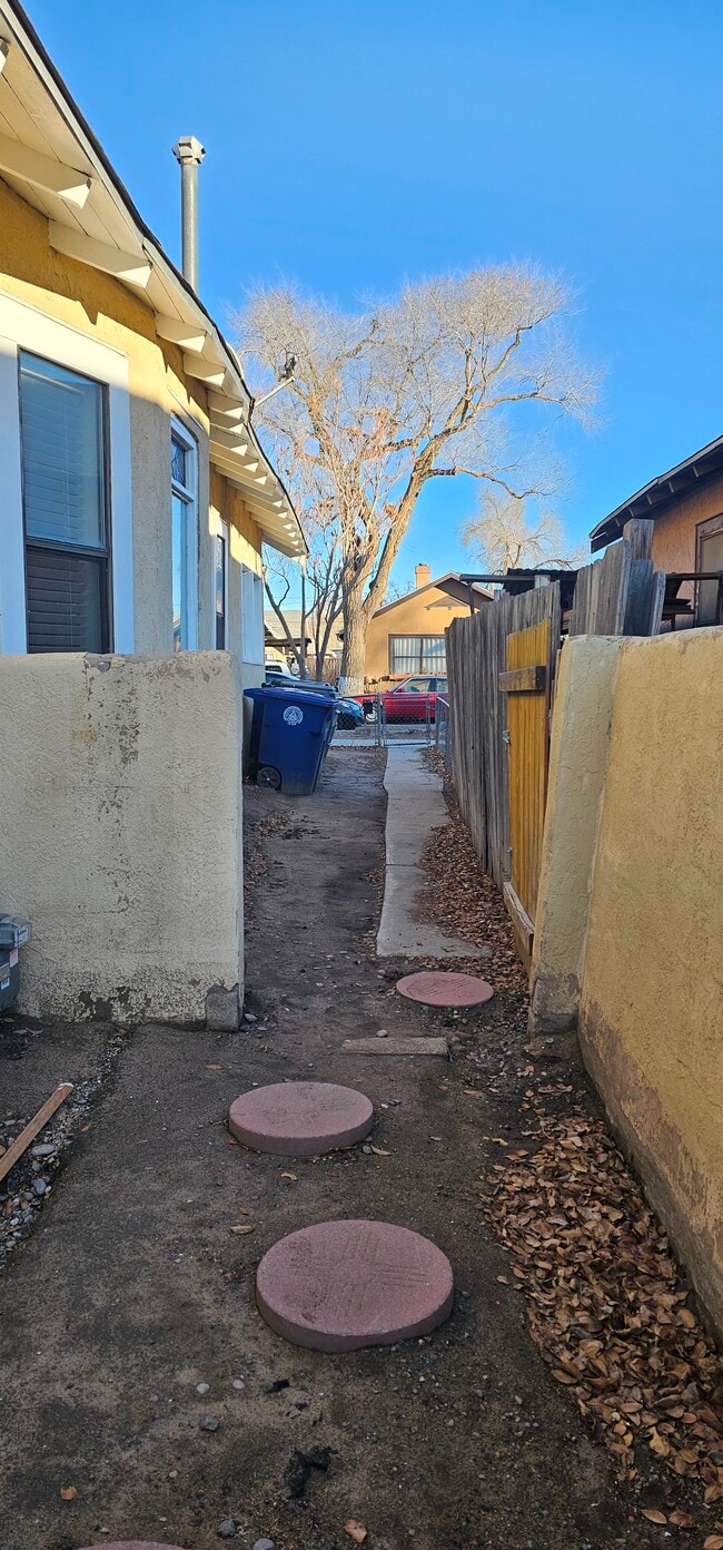 Building Photo - 521-513 13th St NW