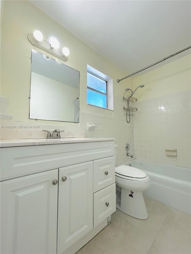 Building Photo - 6624 NW 2nd St