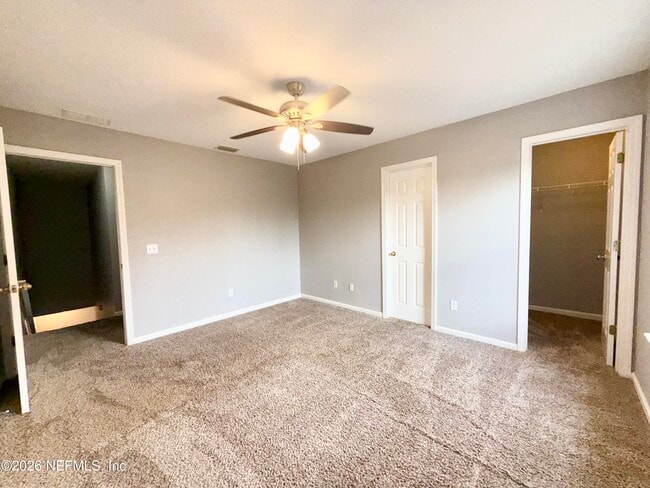 Building Photo - 621 Southbranch Dr