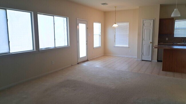 Building Photo - 21842 Grassy Hill Ln