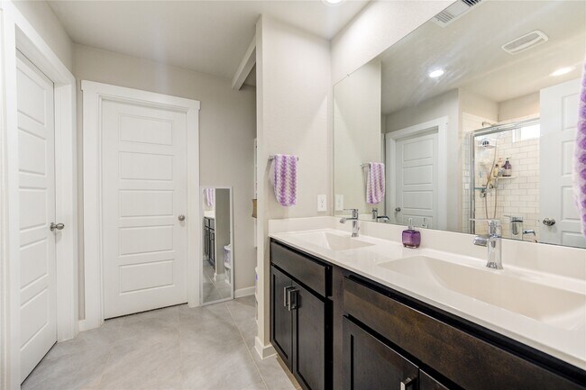 Building Photo - 12539 Colchester Creek Ct