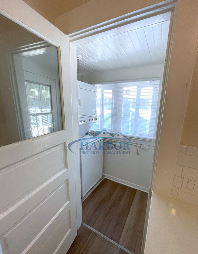Building Photo - Beautiful 3-Bedroom Home with Spacious Liv...