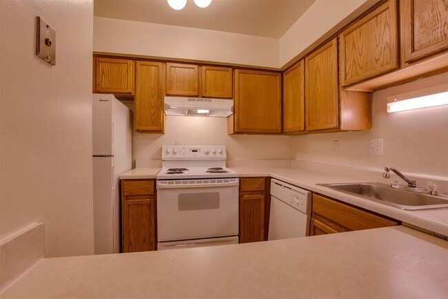Building Photo - 416 Cherry Hill Trail