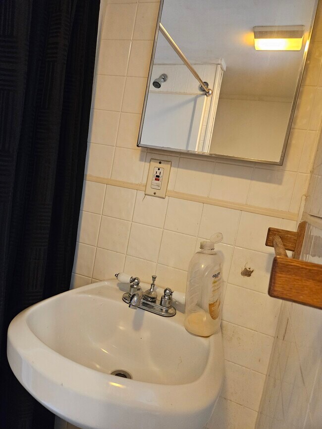 Second floor Sink in the Master Bedroom ensuite Bath - 11 Nichols Ave