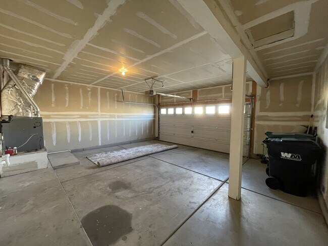 Building Photo - 3200 Ocate Meadows Ct NE