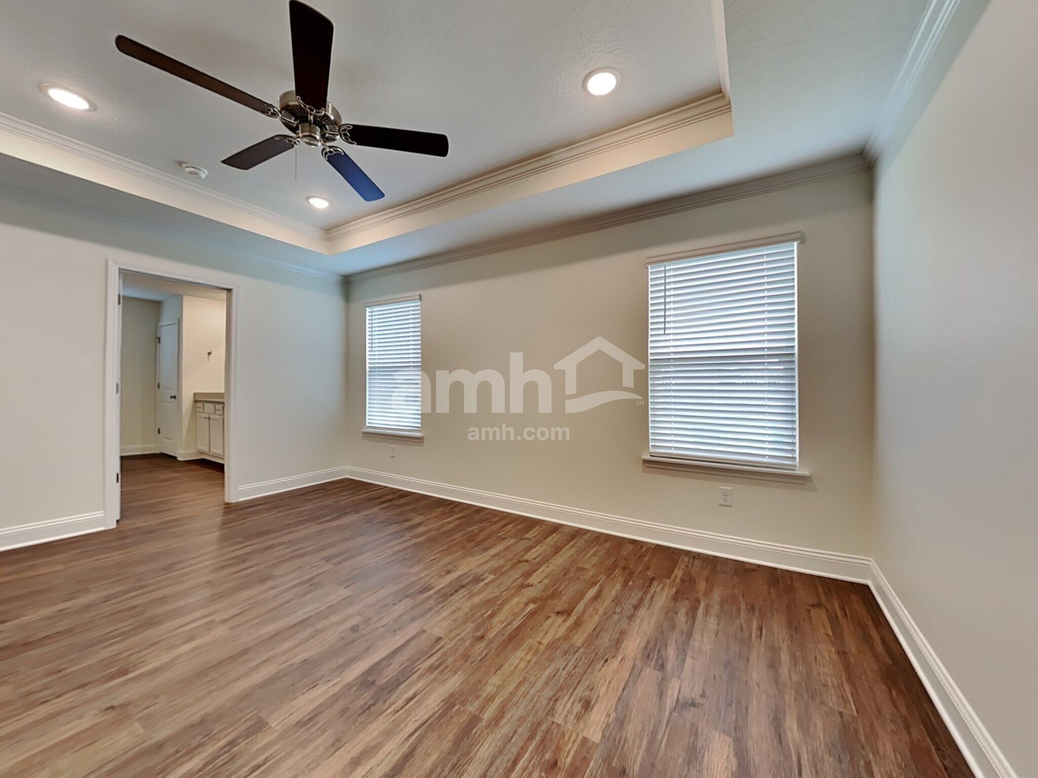 Building Photo - 518 Onate Cir