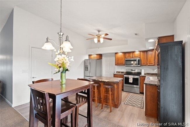 Building Photo - 3709 Bailey Dr