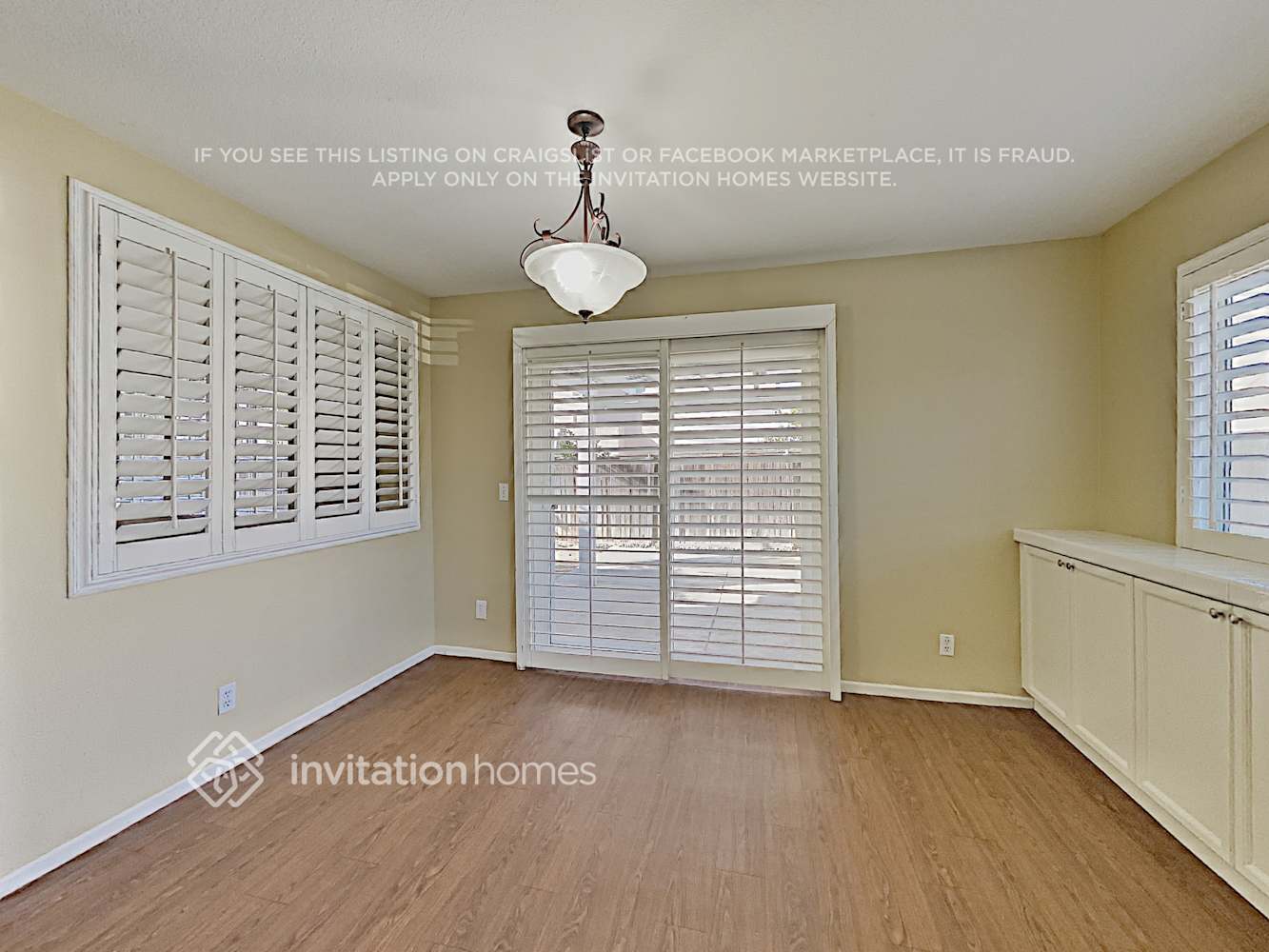 Building Photo - 892 Pathfinder Way