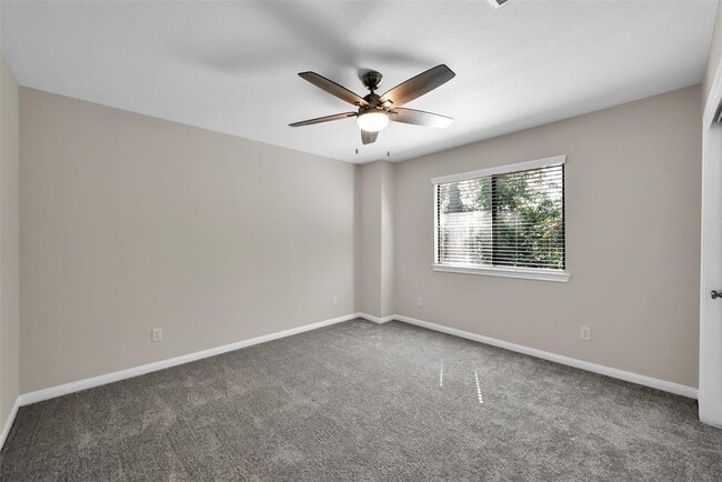 Building Photo - 9020 Zapata Way