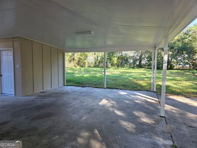 Building Photo - 8 Ronnie Ave