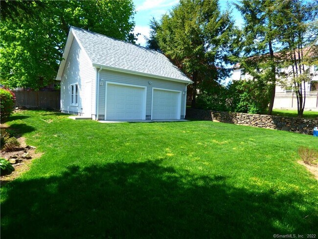 Building Photo - 52 Rodwell Ave