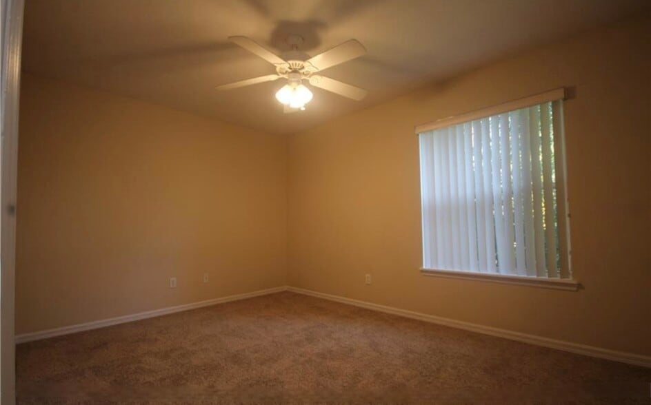 Bedroom 3 - 1513 Woodward St