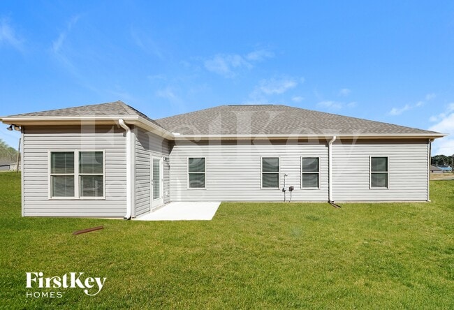 Building Photo - 141 Lakewood Ln