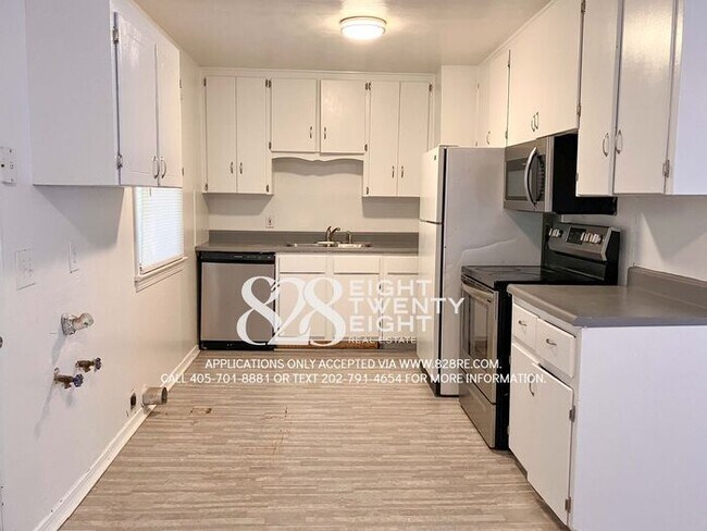 Building Photo - Cute 2 Bed/1 Bath Single Family Home in MW...