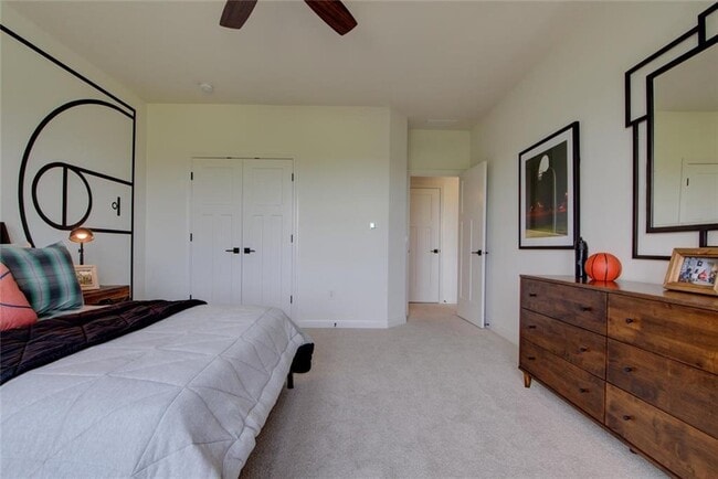 Building Photo - 3328 Pace Dr