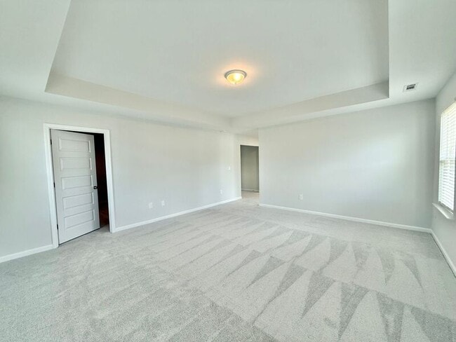 Building Photo - 150 Cherry Blossom Ct