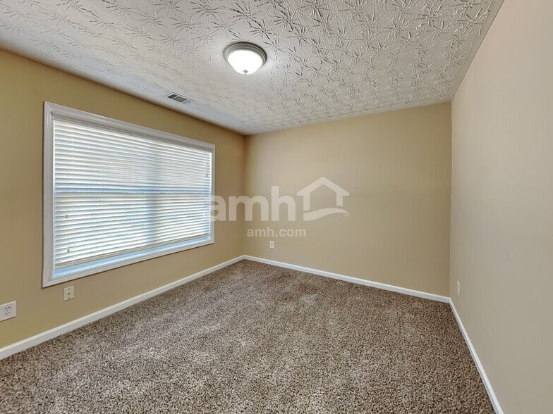 Building Photo - 1453 Whitaker Park Pl