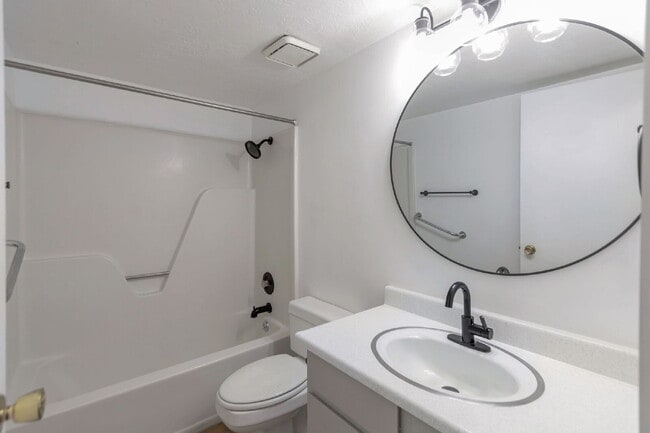 Building Photo - Available Now — 2 BR / 1 BA at The Flats on Main, Brigham City — $1,250/mo