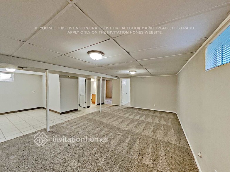 Building Photo - 1753 S Carr St