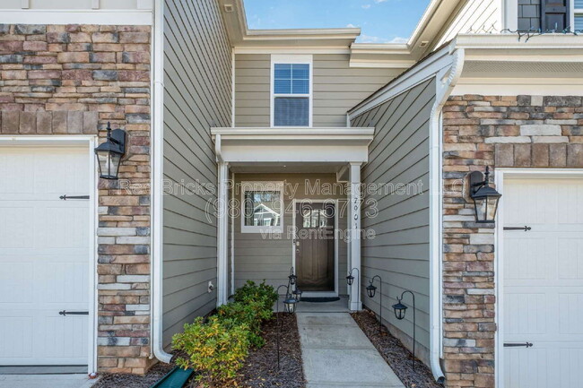 Building Photo - 7901 Iron Rd