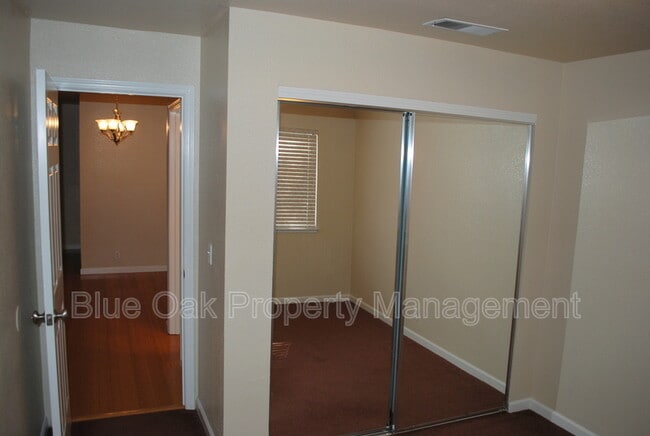 Building Photo - 1114 Nord Ave