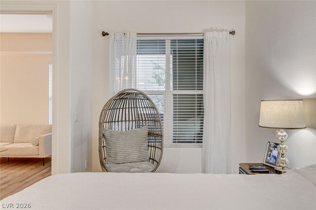 Building Photo - 38 E Serene Ave