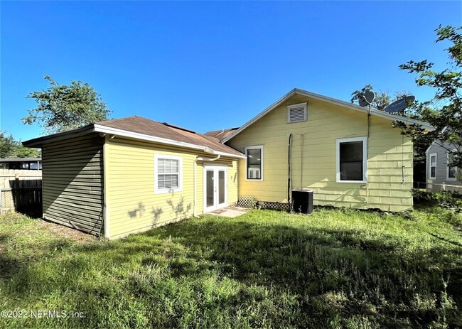 Building Photo - 5324 Fremont St