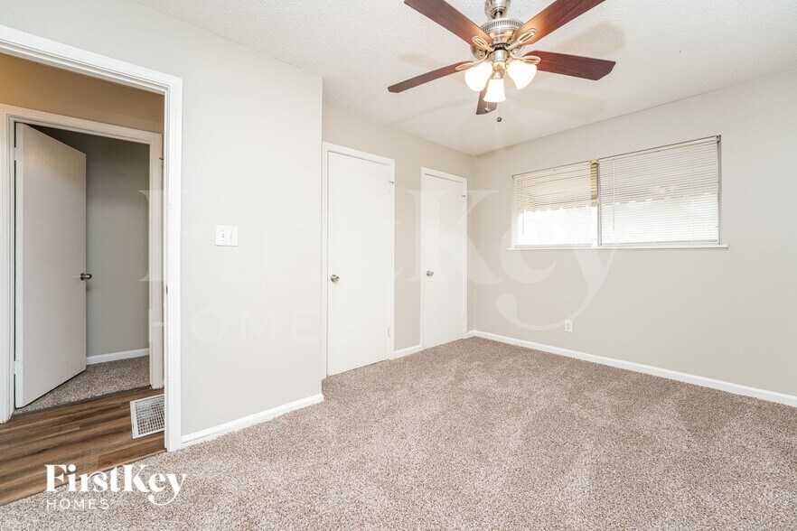 Building Photo - 123 Scarsdale Dr