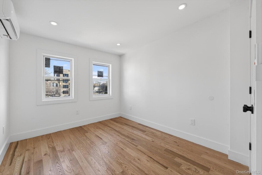 Building Photo - 239 New Jersey Ave