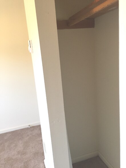 Building Photo - 3736 Carman Rd