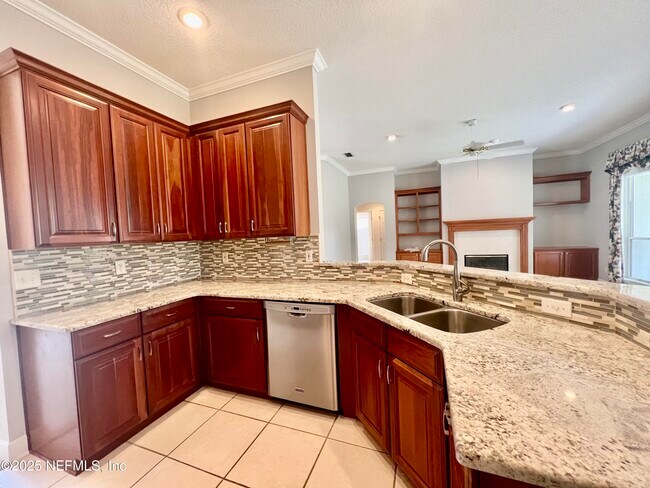 Building Photo - 2284 Emilys Way