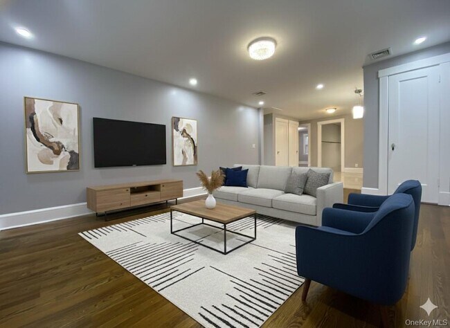 Primary Photo - 27 Grand Blvd