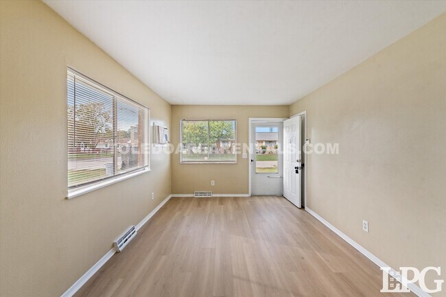 Building Photo - 1584 Colorado St