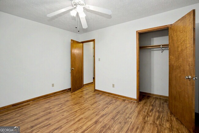 Building Photo - 309 Deergrass Trail