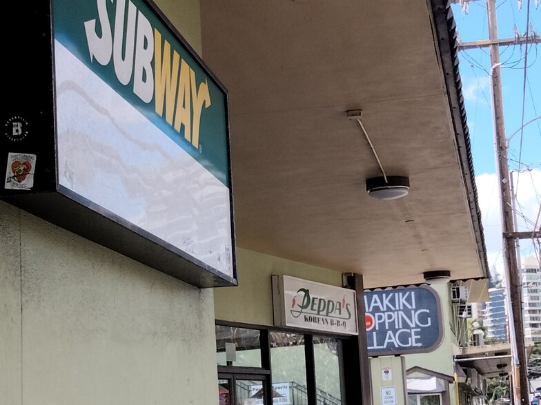 Subway - 1571 Piikoi St