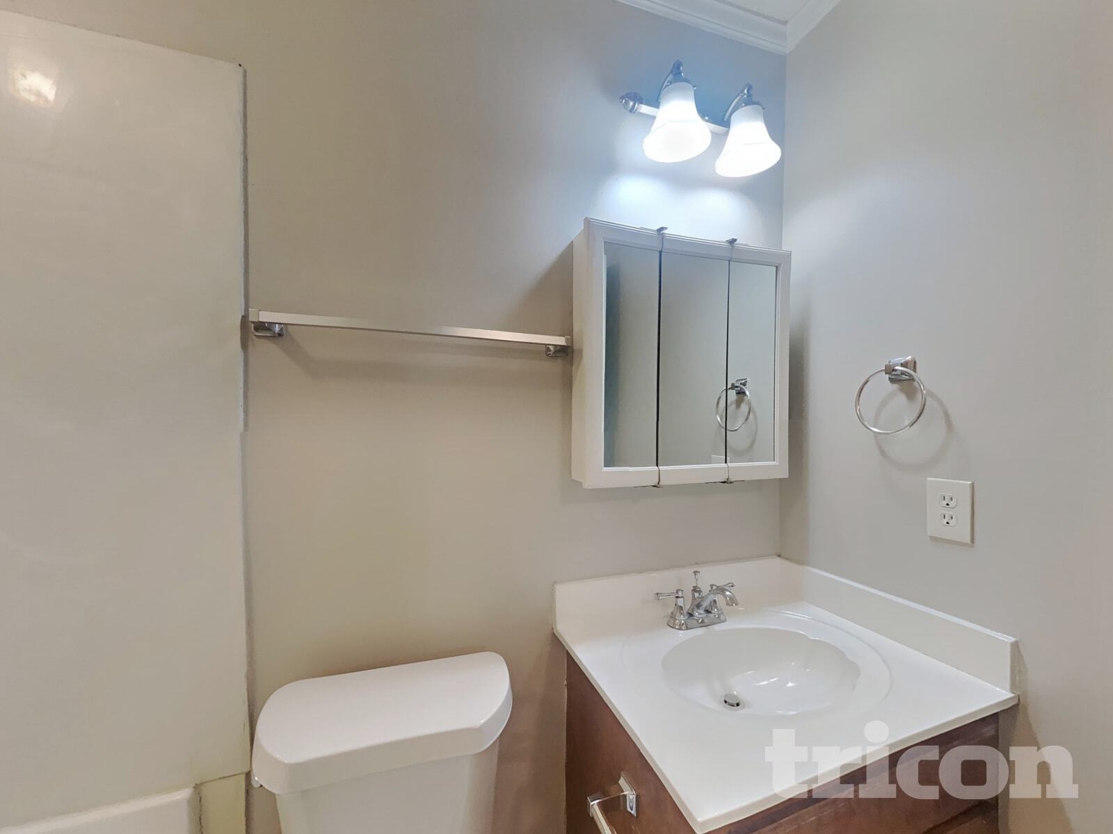 Building Photo - 8820 Kishorn Ct