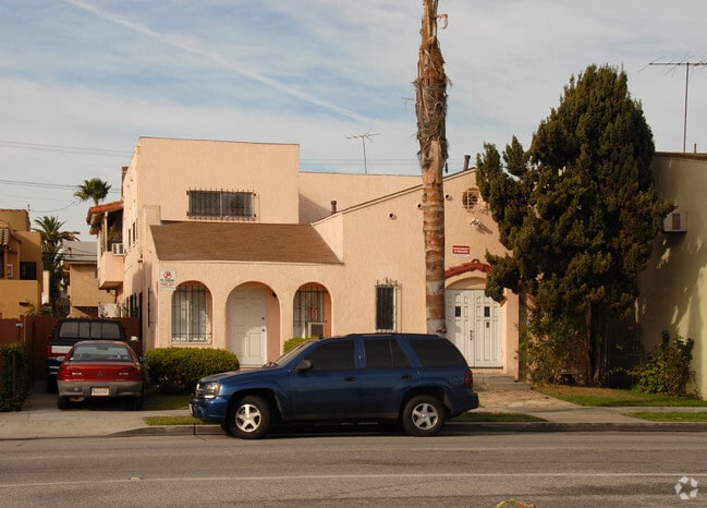 Primary Photo - 911 Pacific Ave