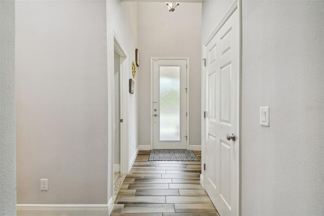 Building Photo - 2445 Whittler Br
