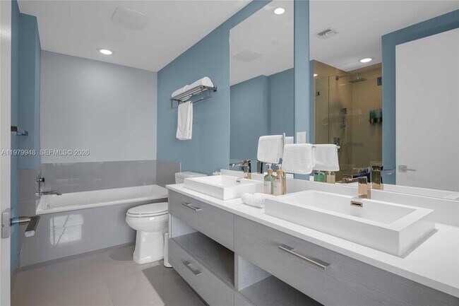 Building Photo - 55 SW 9th St