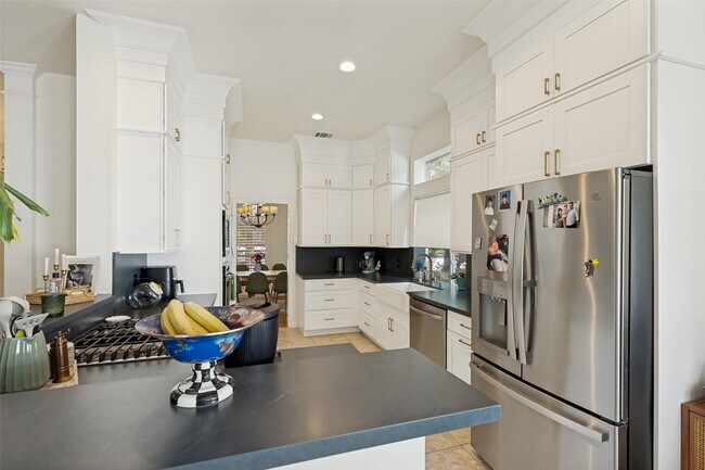 Building Photo - 1734 Heddon Falls Dr