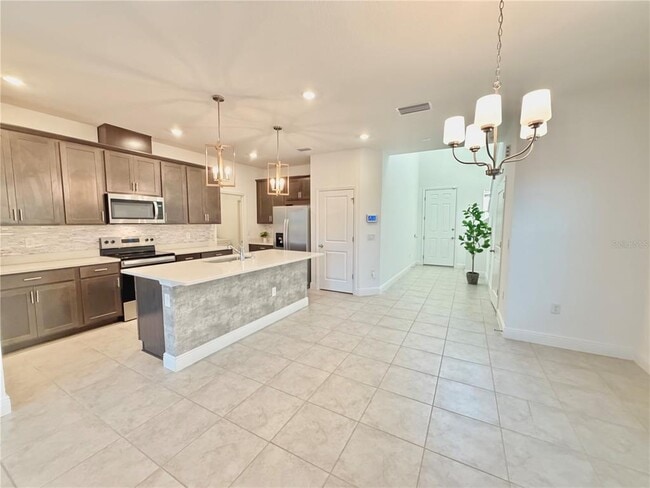 Building Photo - 2104 Axel St