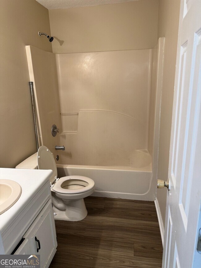 Building Photo - 609 Yorktown Pl