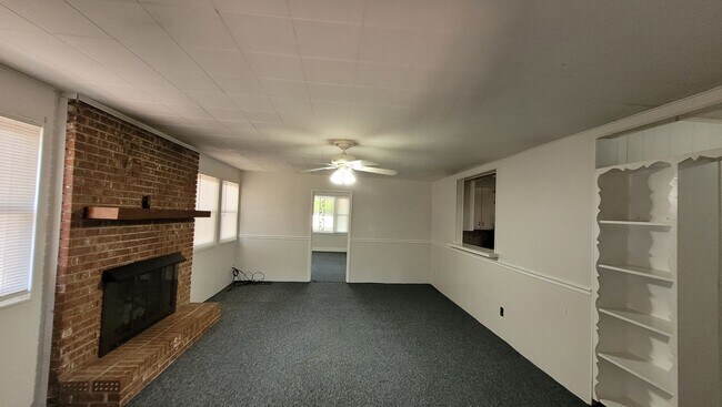 Building Photo - 4538 Augusta Rd