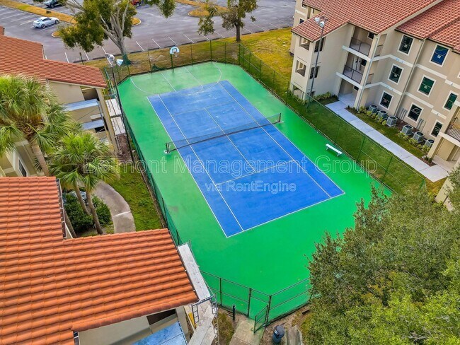 Building Photo - 3038 Parkway Blvd