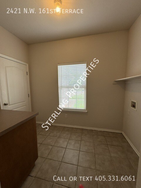 Building Photo - 2421 NW 161st Terrace