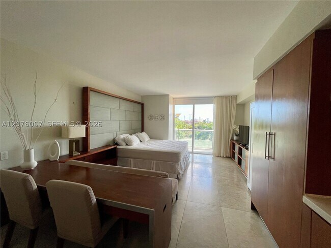 Building Photo - 50 Biscayne Blvd