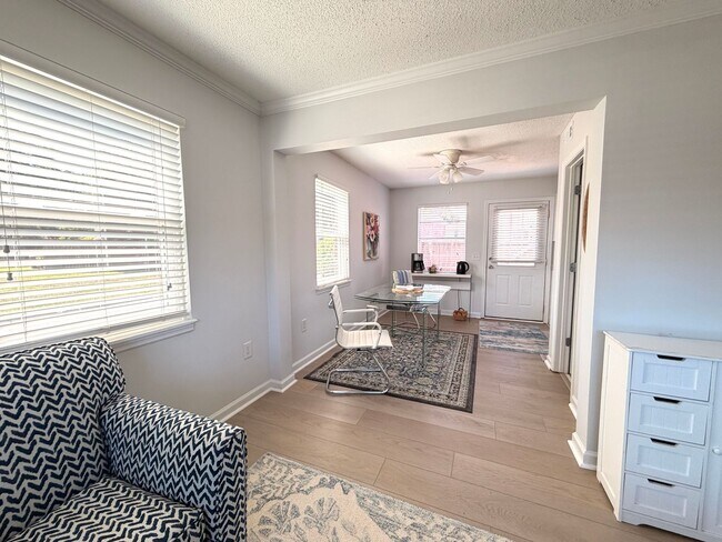Building Photo - Fully Furnished Beach Pod - 2BR Near Folly Beach & Downtown Charleston!