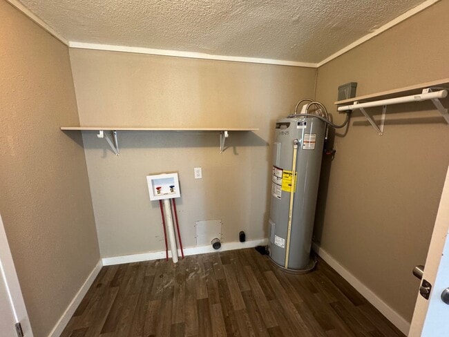 Building Photo - Beautifully Maintained South Waco Home